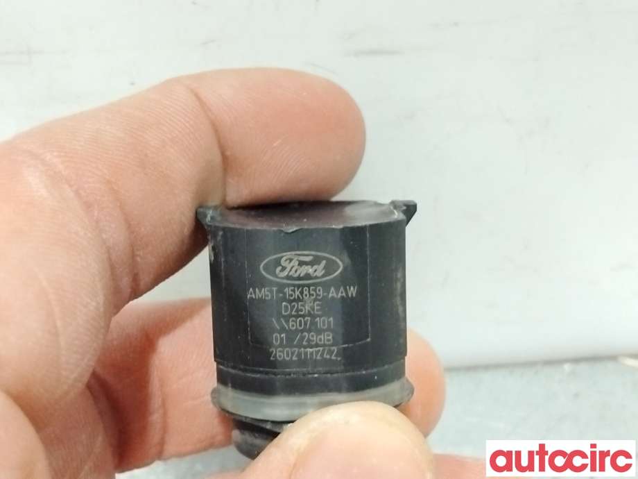 Parkeringssensor bak til Ford Focus 2011-2014 (Type III, Fase 1) (FORD|2212315|607101|AM5T-15K859-AAW)