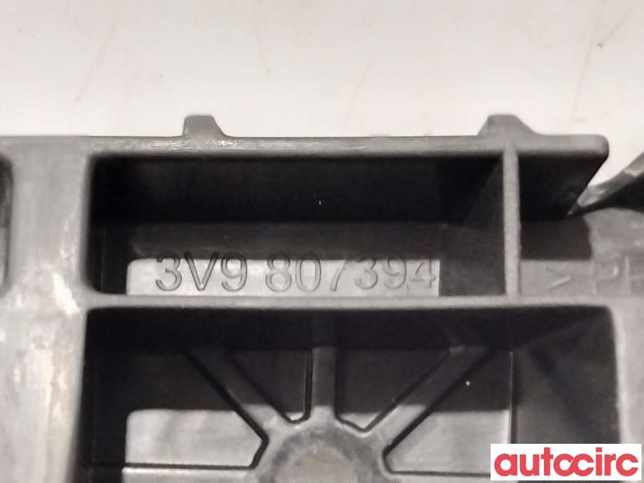 Støtfangerving høyre bak til Škoda Superb 2015-->> (Type III)  (SKODA|3V9807394|)