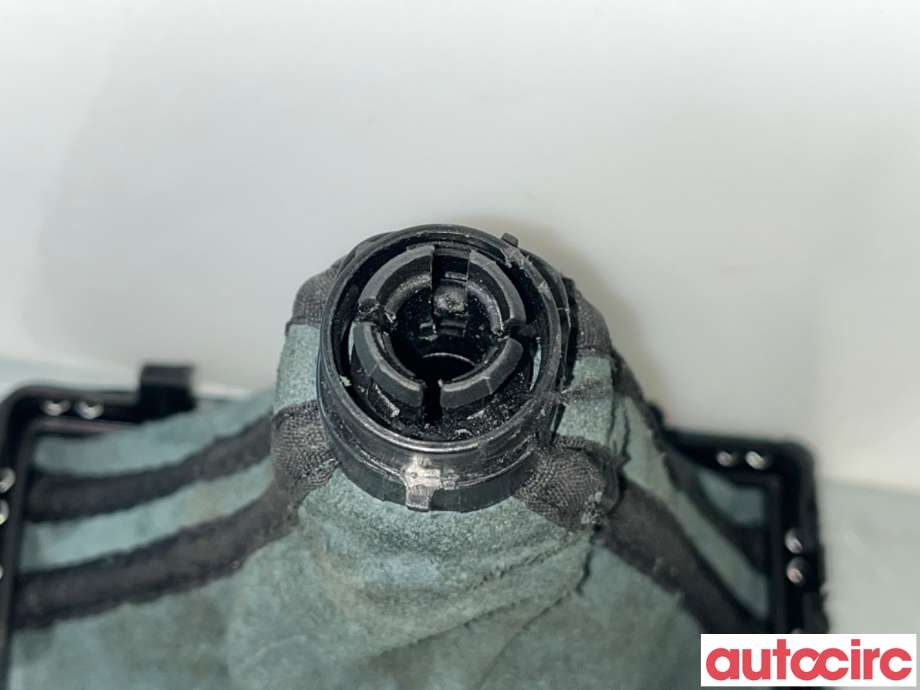 Diverse deler til Audi A4, Allroad 2009-2016 (Type I) (B8) (B8) (AUDI|8K1713139R|)