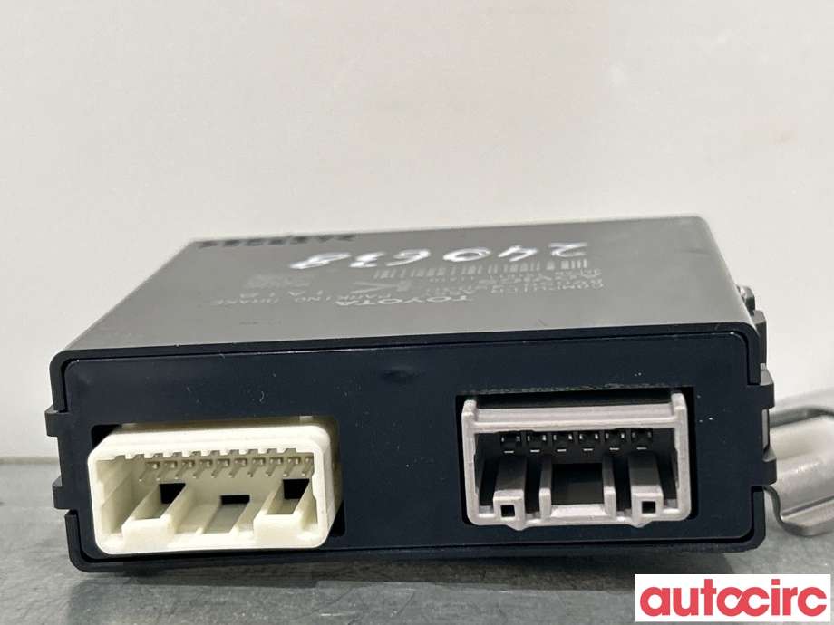 Styreenhet elektrisk parkbrems (EPB - Electric Parking Brake) til Toyota RAV4 2019-->> (Type V)  (TOYOTA|8905042030)