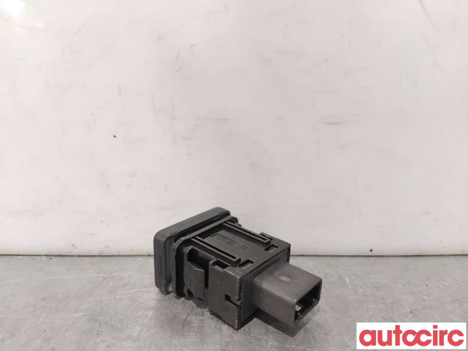 Bryter diverse til Mitsubishi Outlander 2015-->> (Type III, Fase 2)  (MITSUBISHI|8610A089|)