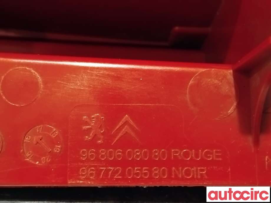 Baklykt venstre til Peugeot Partner 2008-2015 (Type II, Fase 1)  (PEUGEOT|6350FJ||9680608080)