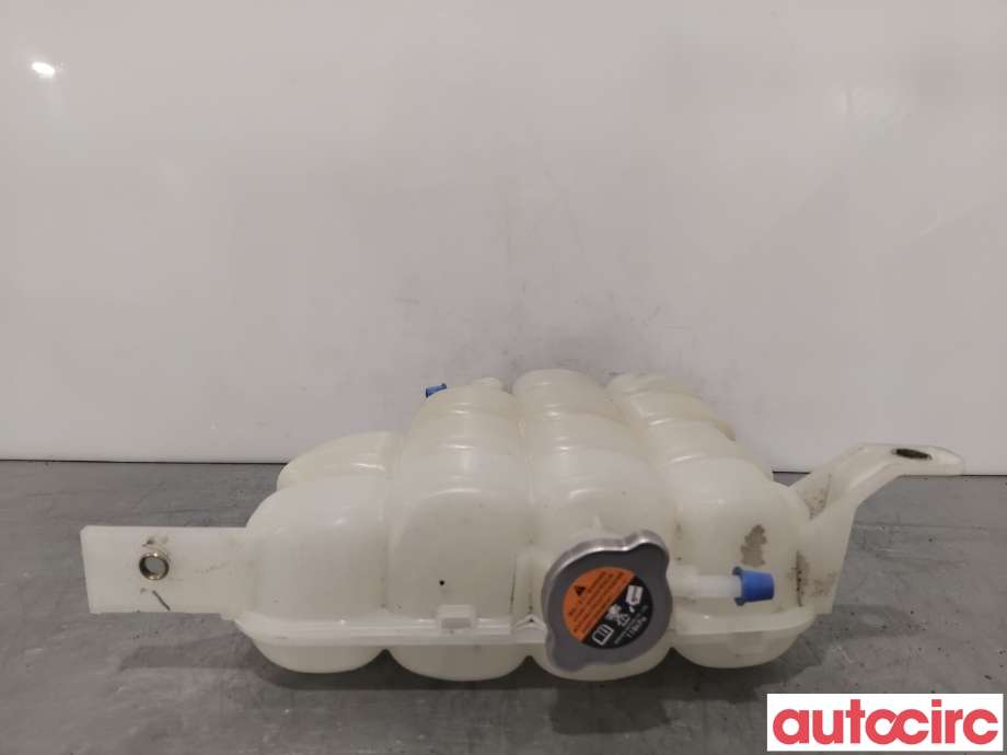 Ekspansjonstank til Nissan Navara 2016-->> (D23) (D23) (NISSAN|217104KJ1A|)