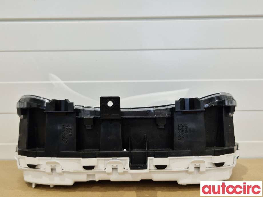 Instrumentpanel til Mitsubishi ASX 2010-2019  (MITSUBISHI|8100B818|MM0053-219)