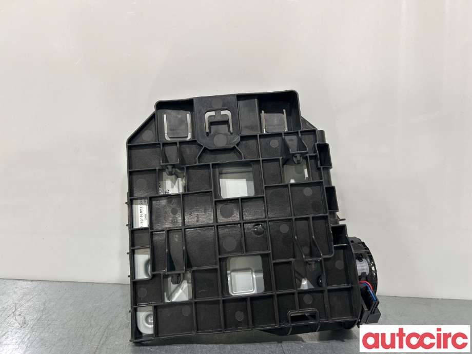 Diverse deler til VW ID.4 2020-->>  (VOLKSWAGEN|1EA937012P)