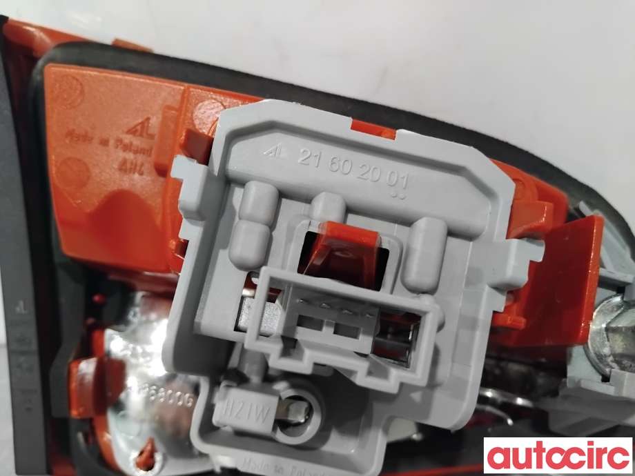Baklykt høyre indre til Audi A4 2007-2014 (Type IV) (B8) (B8) (AUDI|8K9945094B|)