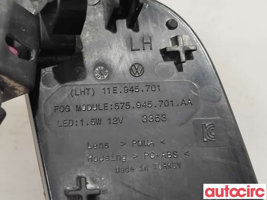 Baklykt fra støtfanger til VW ID.4 2020-->>  (VOLKSWAGEN|11E945701|575945701AA)