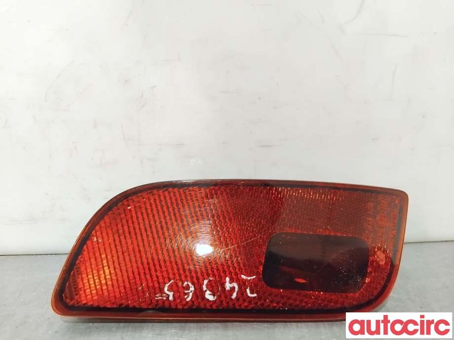 Refleksplate til VW ID.4 2020-->> (VOLKSWAGEN|11E945702|)