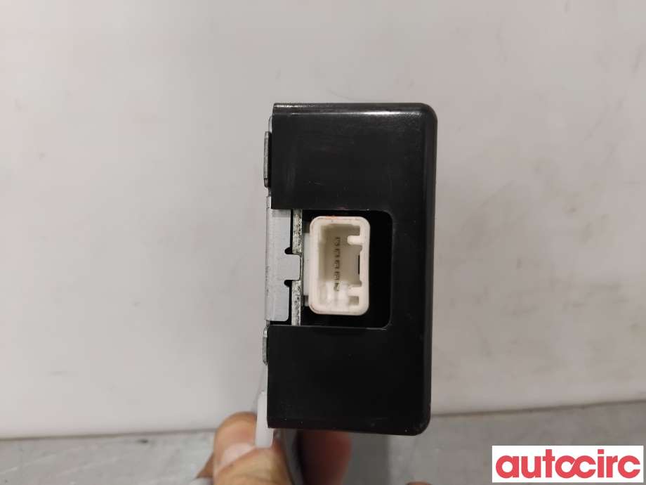 Styreenhet sentrallås til Toyota Hilux 2006-2011 (TOYOTA|8974171030|61B214-000|89741-71030)