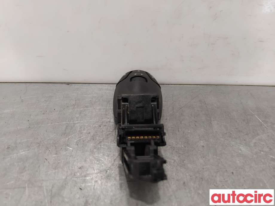 Bryter diverse til Peugeot Expert 2016-->> (Type III)  (PEUGEOT|98093198ZD|)