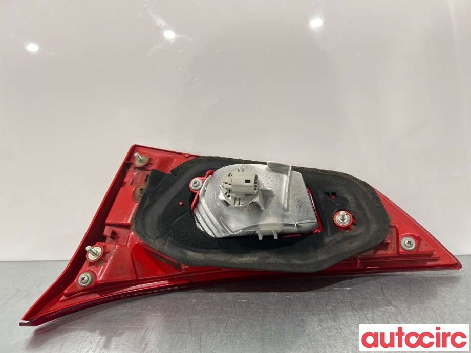 Baklykt venstre indre til Toyota Auris 2015-2019 (Type II, Fase 2)  (TOYOTA|8159102490)