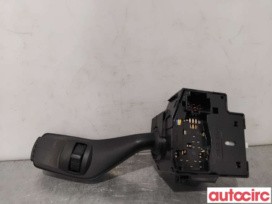 Bryter blink til Ford Kuga 2008-2012 (Type I) (FORD|1362588||4M5T-13335-BD)