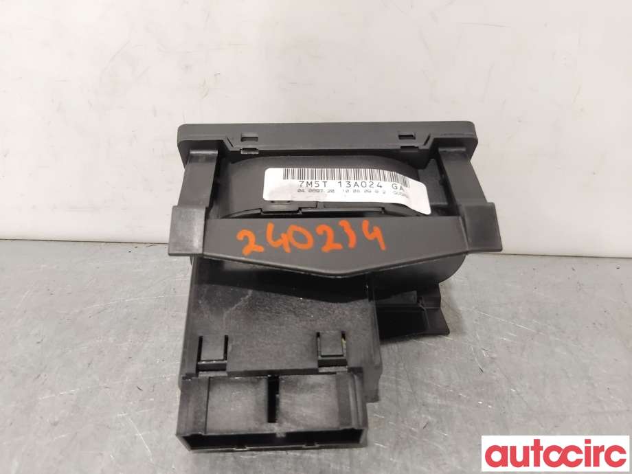 Bryter lys til Ford Kuga 2008-2012 (Type I)  (FORD|1429654||7M5T13A024GA)