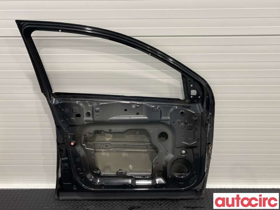 Dør venstre foran til Nissan Qashqai 2007-2010 (Type I, Fase 1)  (NISSAN|H0101EY1MA||H0101EY1MC)