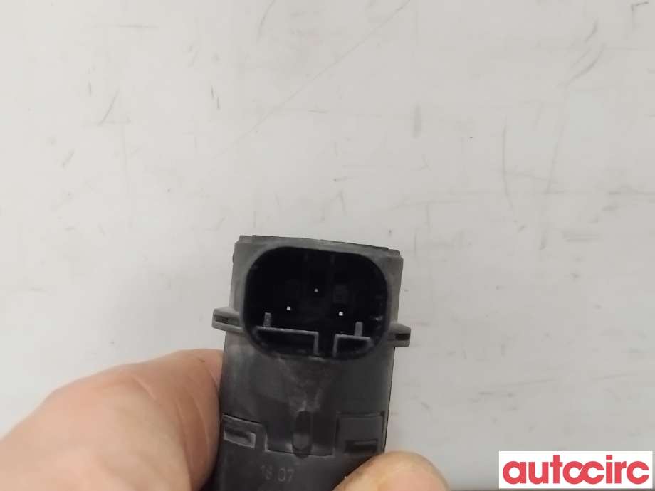 Parkeringssensor foran til Ford Kuga 2008-2012 (Type I) (FORD|2018398||2W93-15K859-DAW)