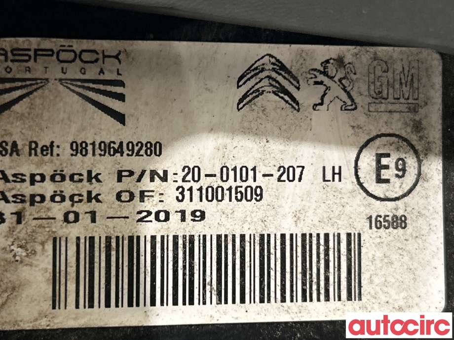 Baklykt venstre til Opel Combo E 2019-->>  (OPEL|9819649280)