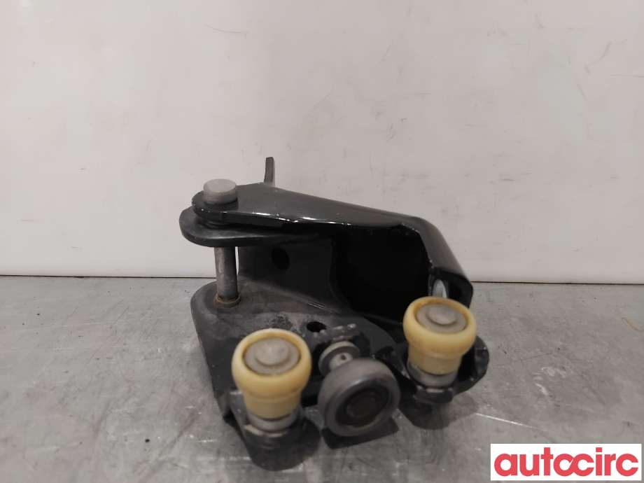 Diverse deler til Mercedes Citan 2012-2021 (W415) (W415) (MERCEDES|A4157602100|)