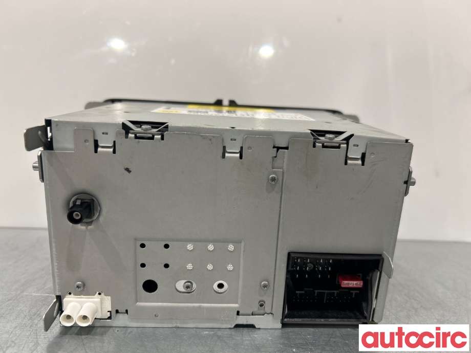 Bilstereo til VW Passat 2011-2015 (B7) (B7) (VOLKSWAGEN|3C8057195AX|7647240360|3C8057195BX)