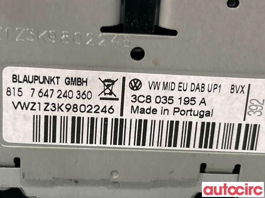 Bilstereo til VW Passat 2011-2015 (B7) (B7) (VOLKSWAGEN|3C8057195AX|7647240360|3C8057195BX)
