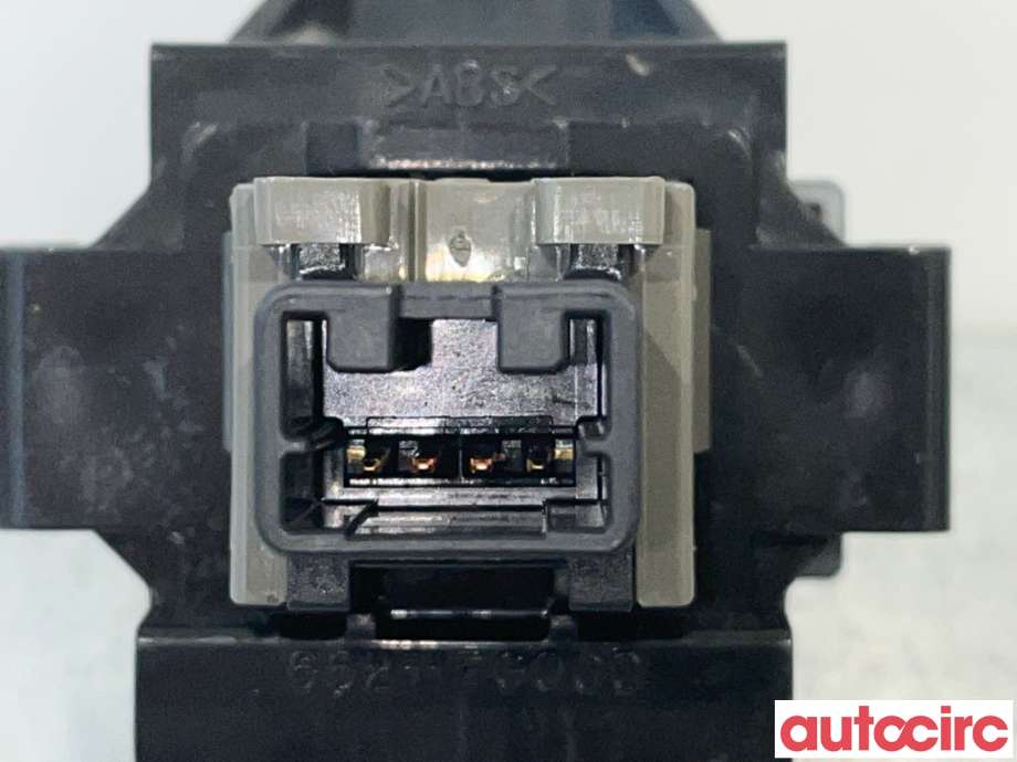 Bryter Antispinn til Subaru Forester 2008-2013 (Type III)  (SUBARU|83201FG01JC|)