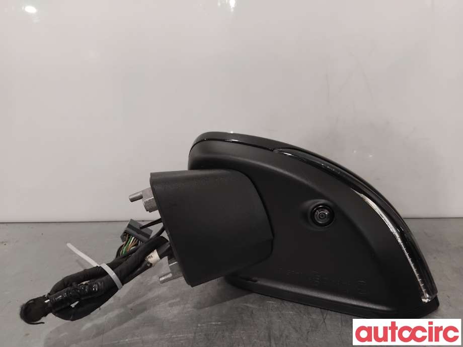 Diverse deler til Volvo XC40 2018-2024  (VOLVO|31477673|)