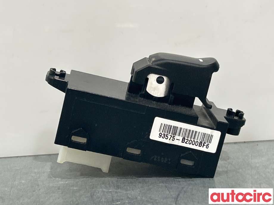 Bryter ruteheis til Kia Soul 2014-2019 (Type II)  (KIA|93575B2000BF6)