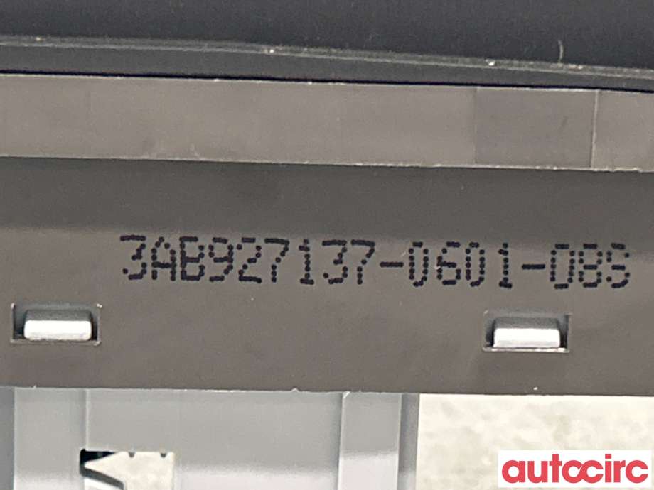 Bryter elektrisk håndbrekk/parkbrems til VW Passat 2011-2015 (B7) (B7) (VOLKSWAGEN|3AB927137|)