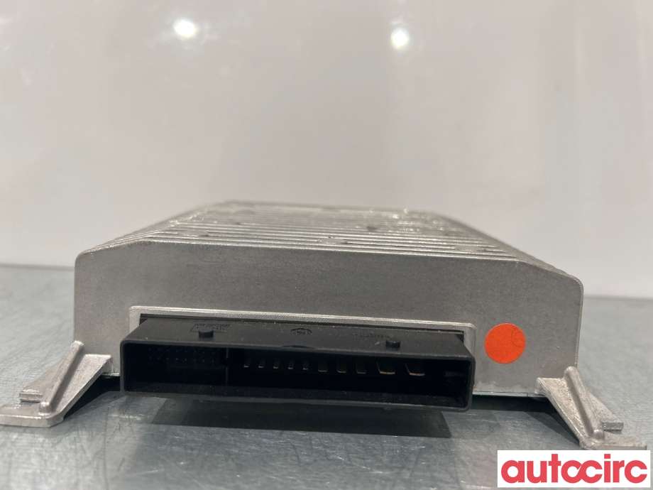 Bilstereo forsterker til VW Passat 2011-2015 (B7) (B7) (VOLKSWAGEN|5K0035456DZ0C)
