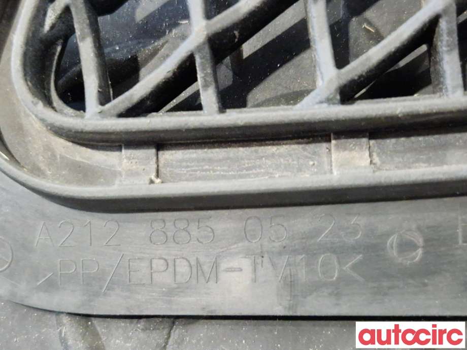 Grill til Mercedes E-Klasse 2009-2013 (Fase 1) (W212) (W212) (MERCEDES|A2128850523)