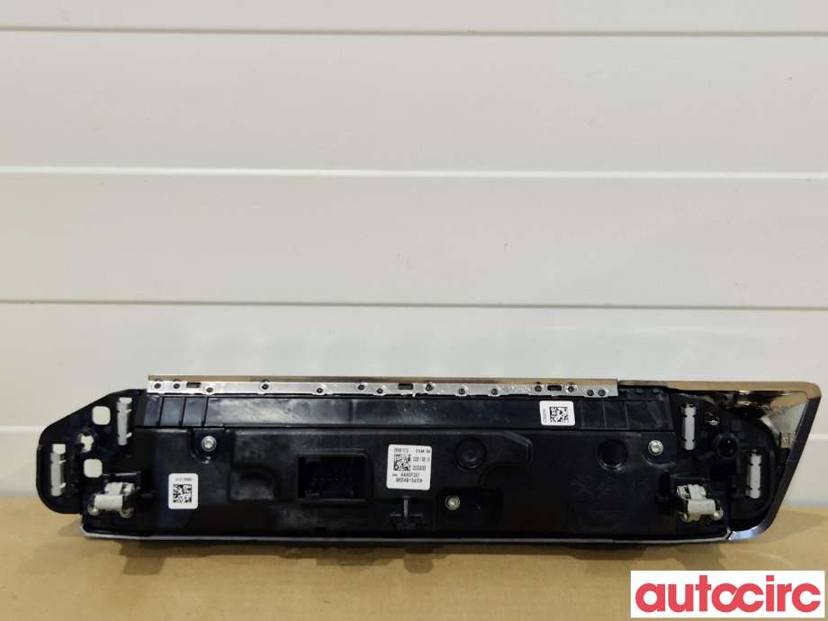Bryter diverse til Peugeot 5008 2017-->> (Type II)  (PEUGEOT|98249154DX|)