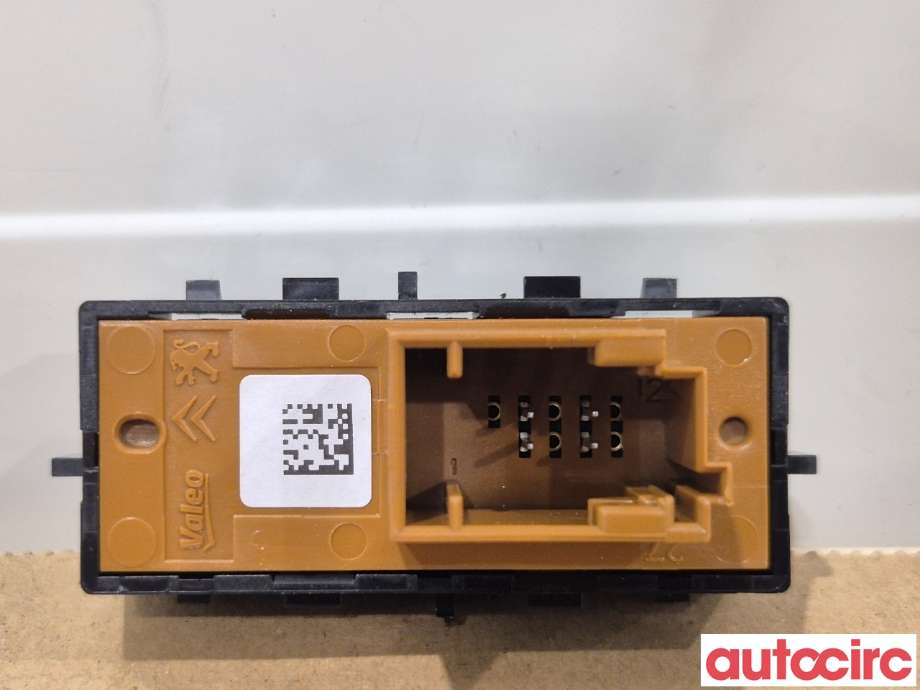 Diverse deler til Peugeot 5008 2017-->> (Type II)  (PEUGEOT|98130472ZD||9813047677)