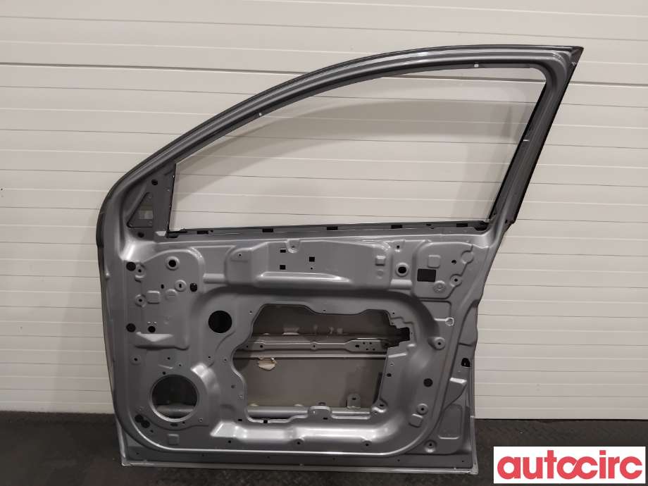 Dør høyre foran til Nissan Qashqai 2010-2014 (Type I, Fase 2) (NISSAN|H0100JD0MD|)