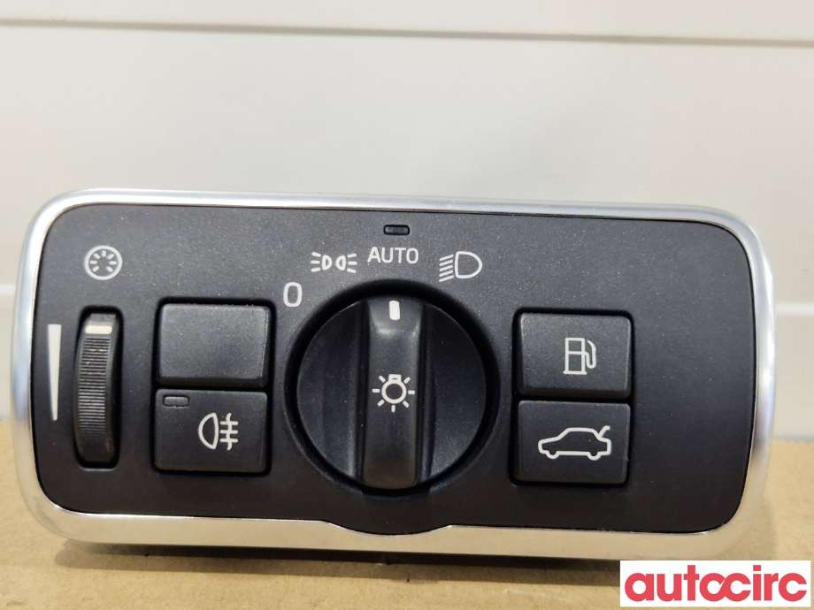 Bryter lys til Volvo XC70, 2014-2016 (Type II, Fase 2)  (VOLVO|31443839)