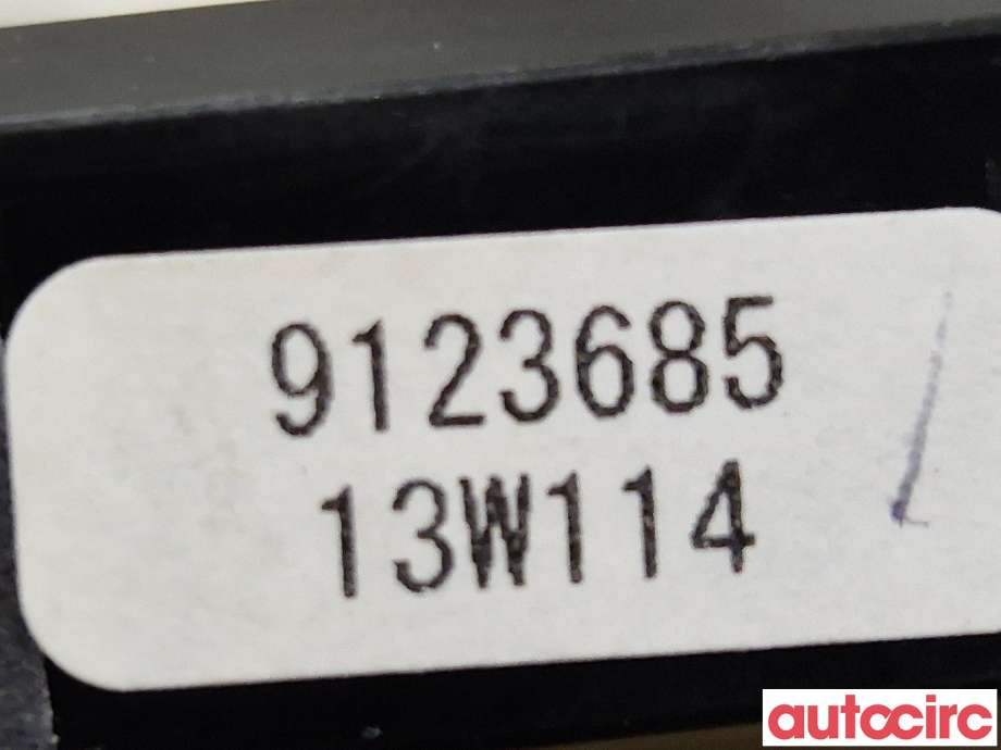 Bryter nødblink til Volvo XC70 2014-2016 (Type II, Fase 2)  (VOLVO|9123685|)