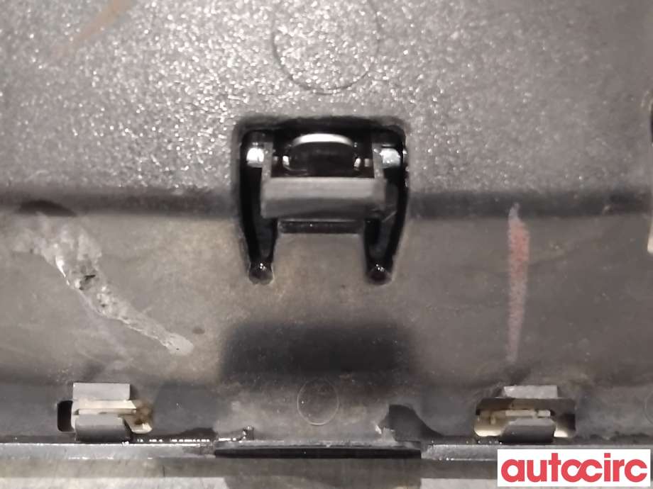 Grill til Nissan Qashqai 2010-2014 (Type I, Fase 2)  (NISSAN|62310BR00A|)
