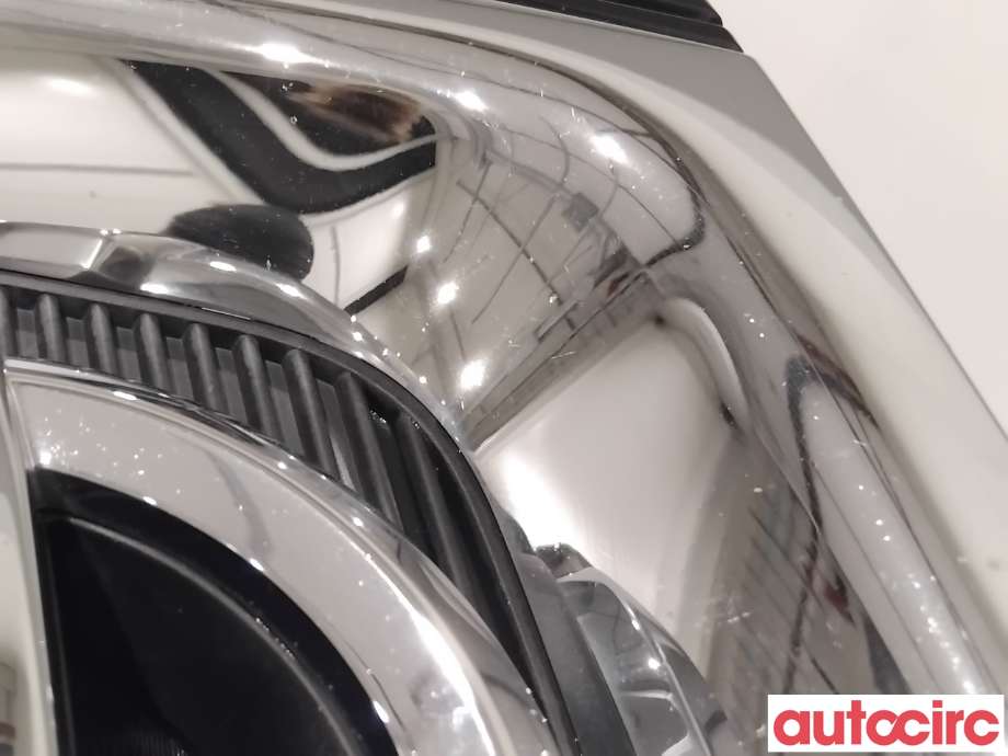 Grill til Nissan Qashqai 2010-2014 (Type I, Fase 2)  (NISSAN|62310BR00A|)