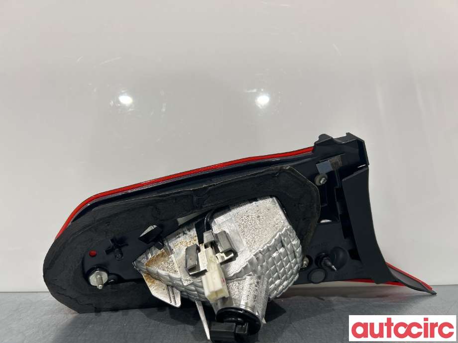 Baklykt høyre indre til Mazda 3 2013-2016 (Type III, Fase 1)  (MAZDA|B45D-51-3F0C)