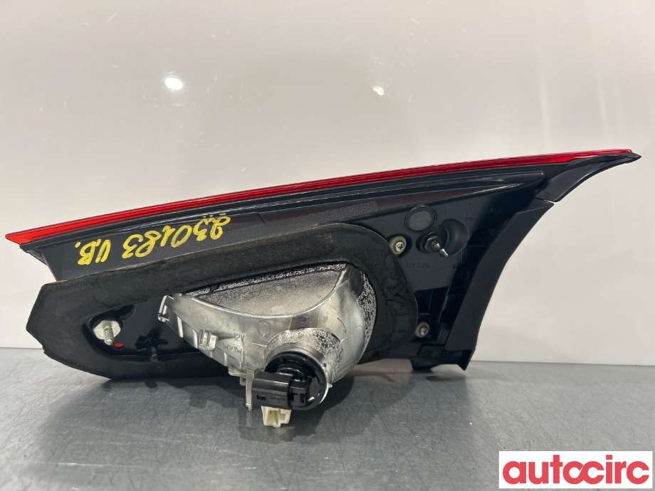 Baklykt venstre indre til Mazda 3 2013-2016 (Type III, Fase 1)  (MAZDA|BJF2-51-3G0C)