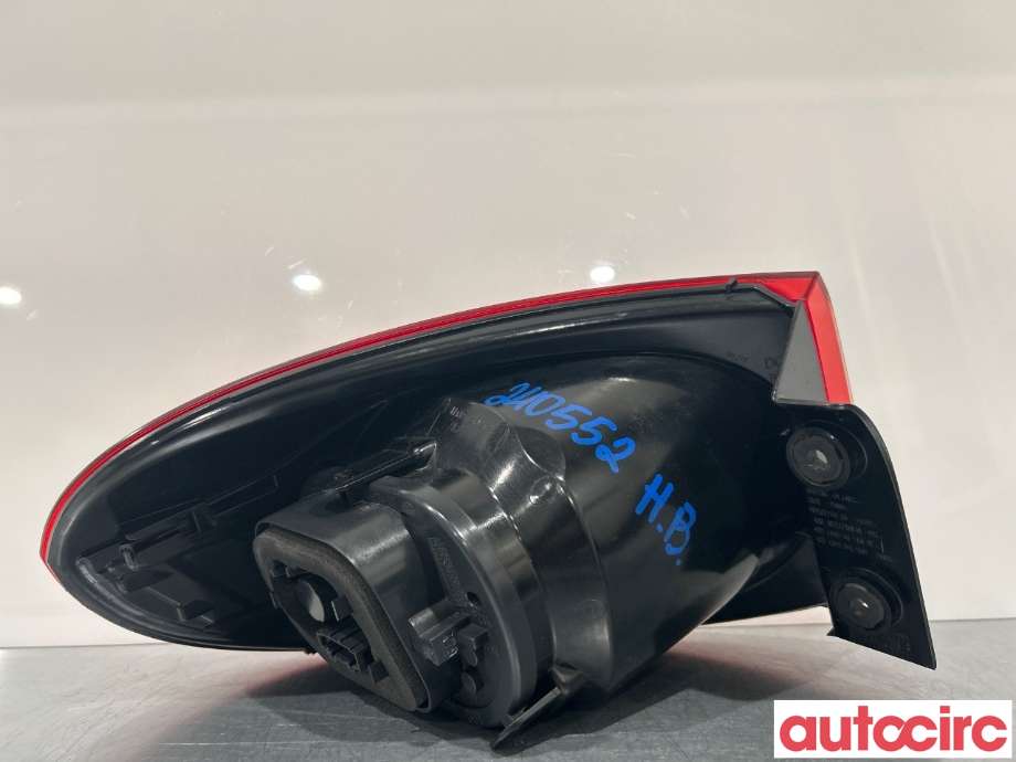 Baklykt høyre til VW Tiguan 2007-2011 (Type I, Fase 1)  (VOLKSWAGEN|5N0945096H)
