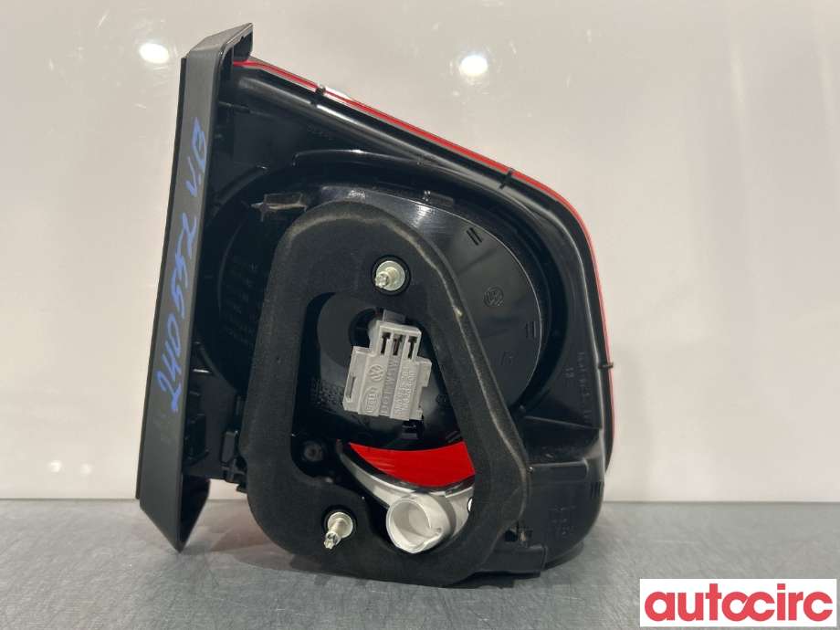 Baklykt venstre indre til VW Tiguan 2007-2011 (Type I, Fase 1)  (VOLKSWAGEN|5N0945093B)