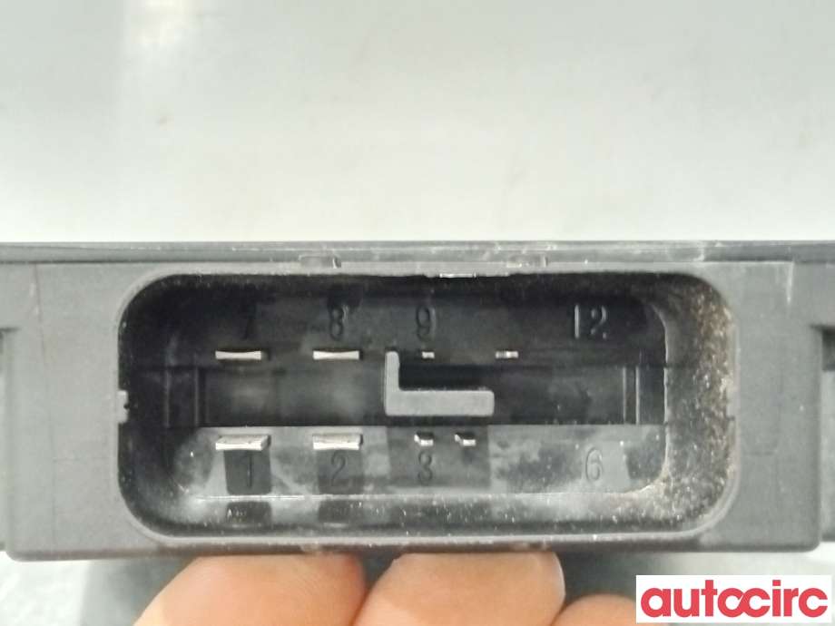 Styreenhet diverse til Mazda 3 2013-2016 (Type III, Fase 1)  (MAZDA|P5E1-18-572|8ES010871-00|PE03-18572)