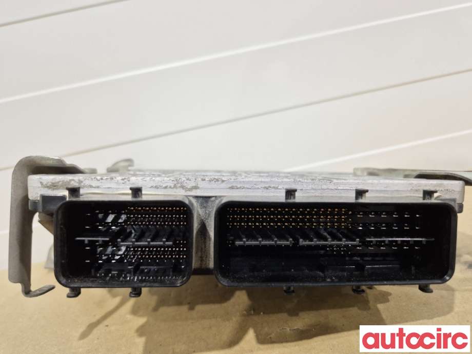 Styreenhet motor til Toyota Avensis 2009-2015 (Type III, Fase 1) (TOYOTA|8966105E42|MB275300-3951|8966105E40)