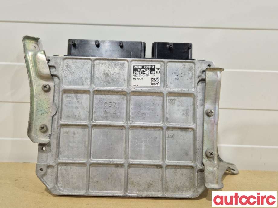 Styreenhet motor til Toyota Avensis 2009-2015 (Type III, Fase 1) (TOYOTA|8966105E42|MB275300-3951|8966105E40)