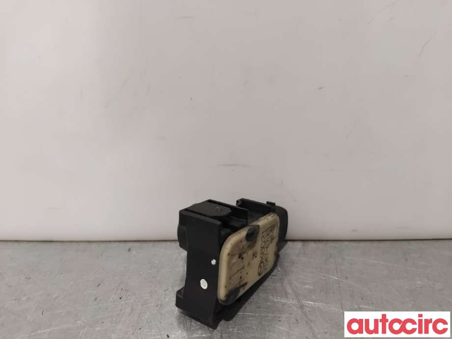 Parkeringssensor bak til Mazda 3 2013-2016 (Type III, Fase 1)  (MAZDA|KD47-67-UC1||KD47-67UC1)