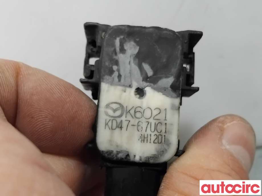 Parkeringssensor bak til Mazda 3 2013-2016 (Type III, Fase 1)  (MAZDA|KD47-67-UC1||KD47-67UC1)