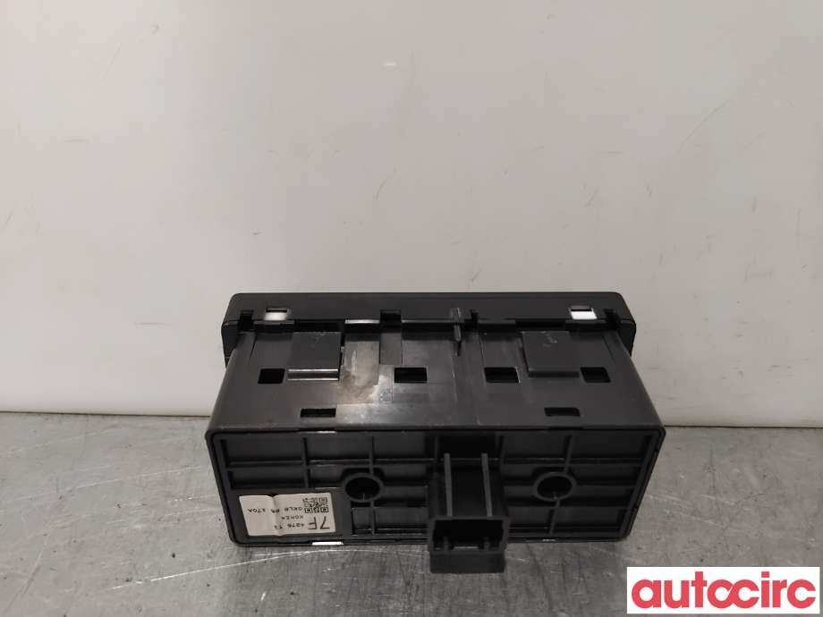 Bryter diverse til Mazda 3 2013-2016 (Type III, Fase 1)  (MAZDA|GKL6-66-170A||GKL666170A)