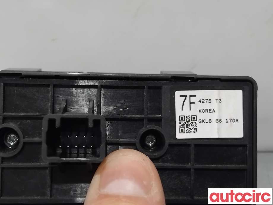 Bryter diverse til Mazda 3 2013-2016 (Type III, Fase 1)  (MAZDA|GKL6-66-170A||GKL666170A)
