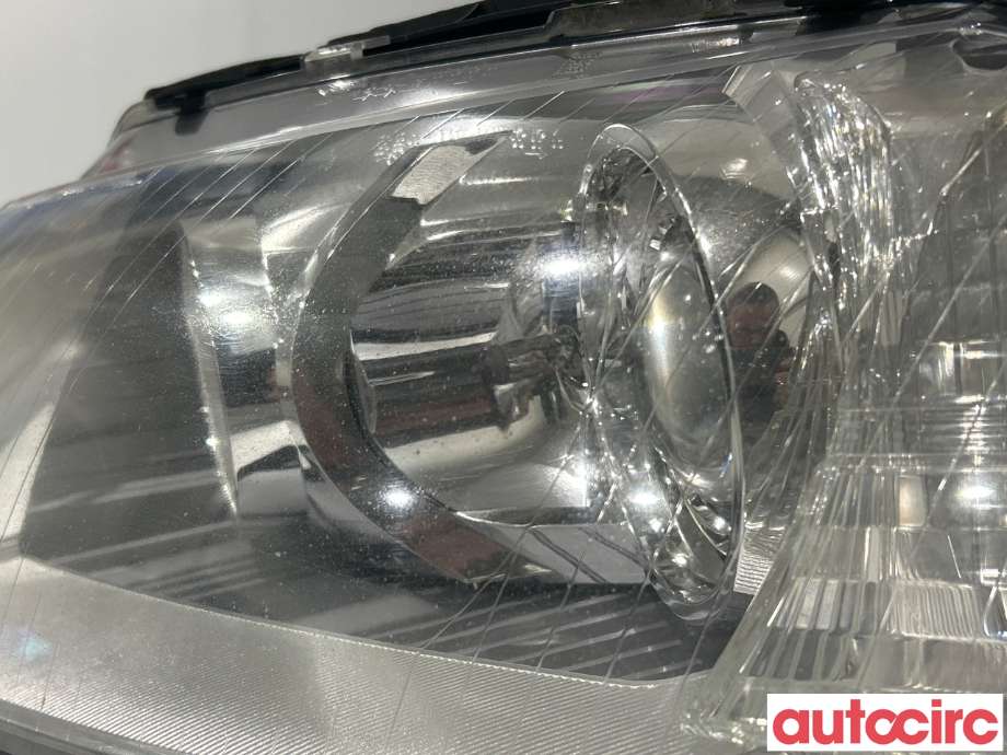 Frontlykt venstre halogen til Audi A8 2003-2010 (Type II)  (AUDI|4E0941003BM)
