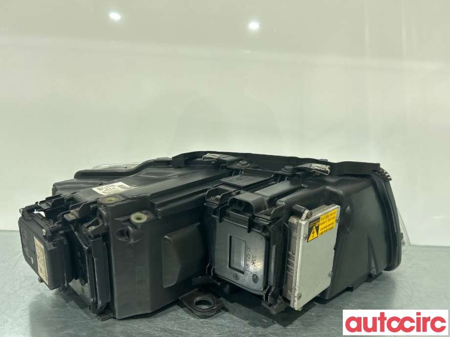 Frontlykt venstre halogen til Audi A8 2003-2010 (Type II)  (AUDI|4E0941003BM)