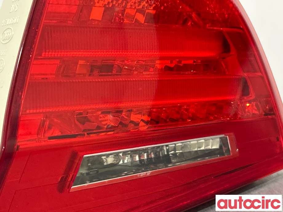 Baklykt høyre indre til BMW 3-Serie 2005-2011 (E90/E91/E92/E93) (E90/E91/E92/E93) (BMW|63214871734)